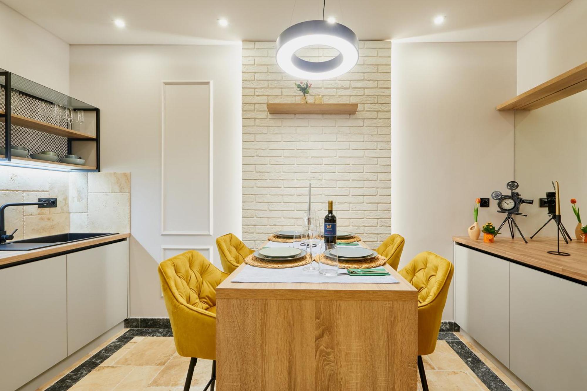 Florance Rentals Luxury Apartments In Burgas City Eksteriør billede