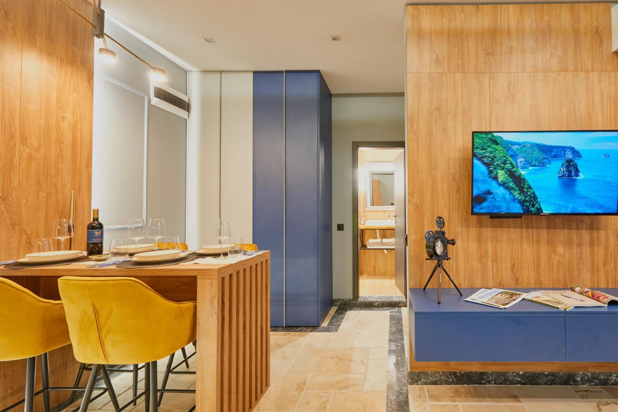 Florance Rentals Luxury Apartments In Burgas City Eksteriør billede